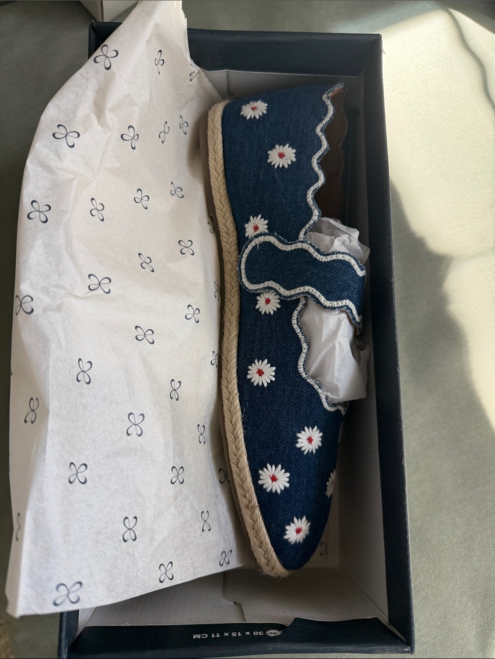 Maeve Anthropologie scalloped edge espadrille Mary Jane,NWB,39 (8.5) daisy denim - Picture 3 of 5